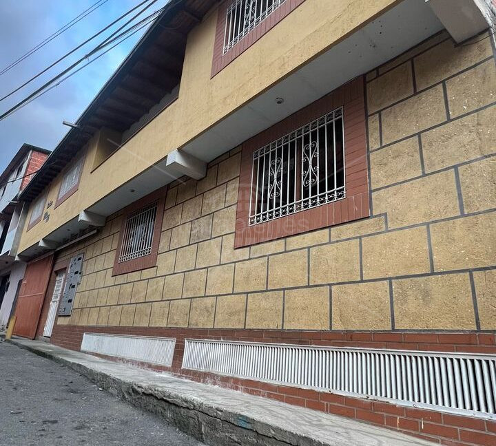Fachada (3)